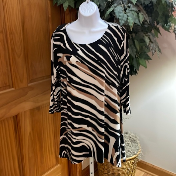Alfani Tunic, Animal Print, Size L - Picture 1 of 6